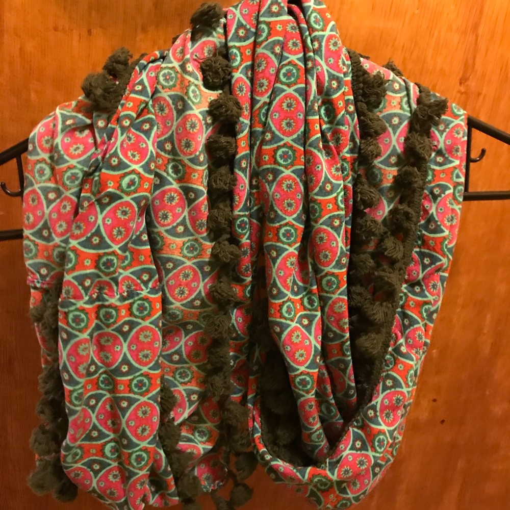 Infinity scarf